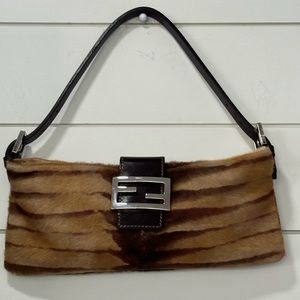 Fendi Brown Calf Hair Shoulder Bag 
CAVILLINO VAJO